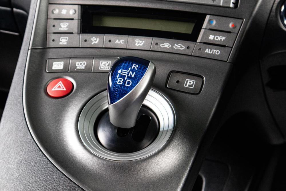 Toyota Prius III Рестайлинг (XW30) Сургут  - изображение 14