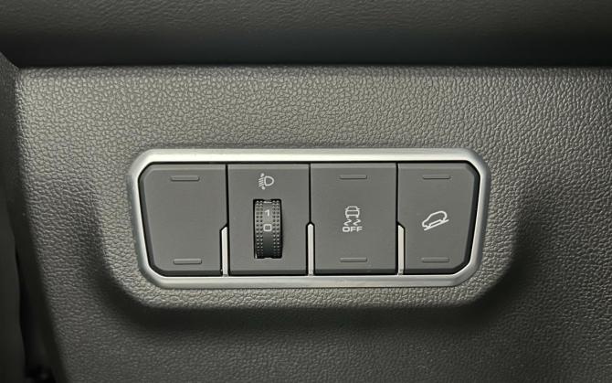 Haval M6 II с пробегом 2024 года, цена 1 735 000 рублей, 10137 км, внедорожник, Автокод Объявления