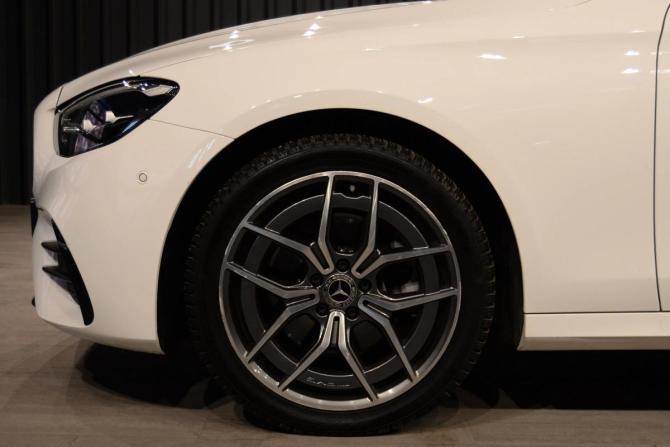 Mercedes-Benz E-Класс V (W213 S213 C238) Рестайлинг с пробегом 2021 года, цена 4 700 000 рублей, 68512 км, седан, Автокод Объявления