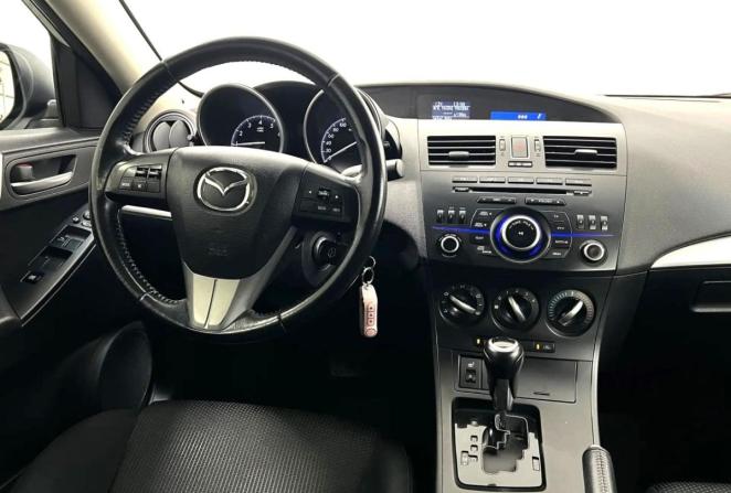 Mazda 3 II (BL) Рестайлинг с пробегом 2013 года, цена 950 000 рублей, 143823 км, седан, Автокод Объявления