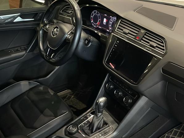 Volkswagen Tiguan II с пробегом 2018 года, цена 2 899 000 рублей, 88603 км, внедорожник, Автокод Объявления