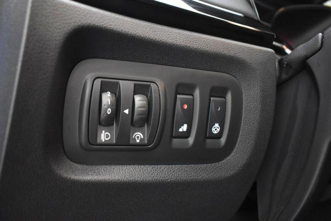 Renault Kaptur I Рестайлинг с пробегом 2021 года, цена 2 080 000 рублей, 50832 км, внедорожник, Автокод Объявления