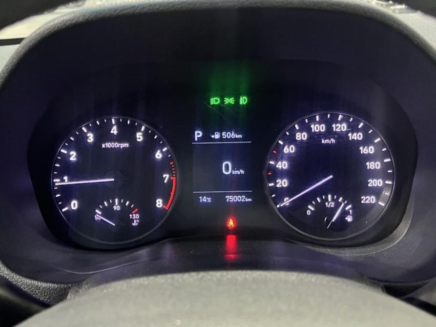 Hyundai Solaris II Курск  - изображение 11