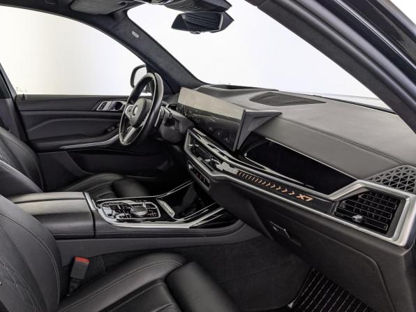 BMW X7 I (G07) Рестайлинг с пробегом 2023 года, цена 12 005 000 рублей, 79449 км, внедорожник, Автокод Объявления