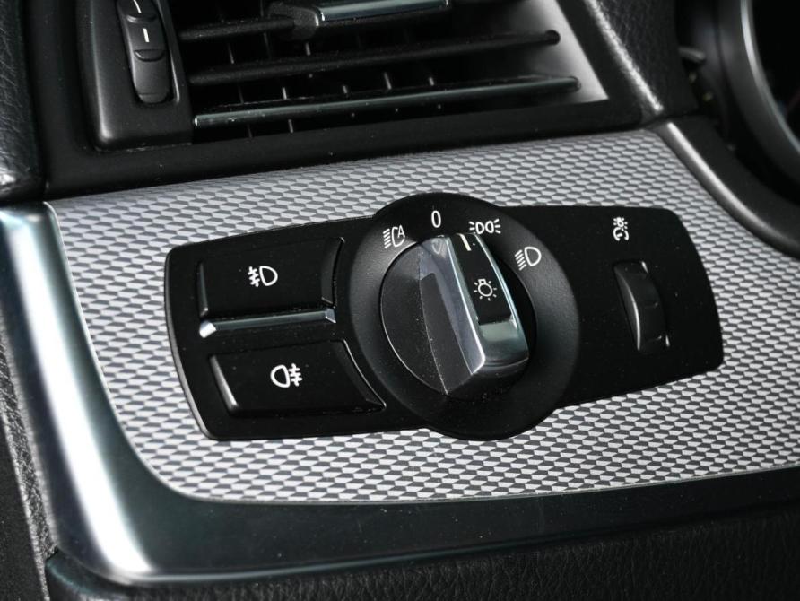 BMW 5 серии VI (F10/F11/F07) Рестайлинг Ростов-на-Дону  - изображение 22