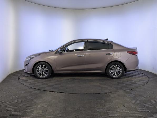 Kia Rio IV Рестайлинг с пробегом 2021 года, цена 1 690 000 рублей, 70404 км, седан, Автокод Объявления