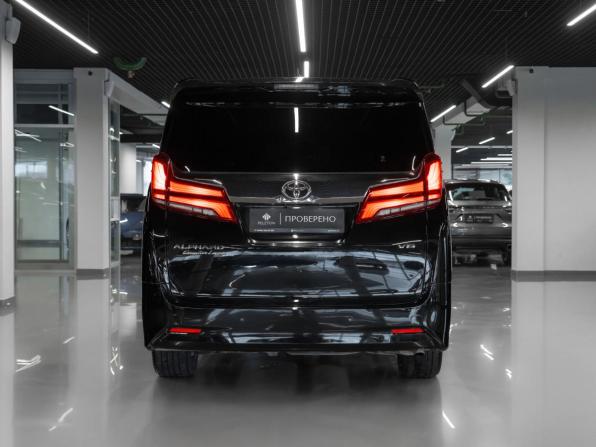 Toyota Alphard III Рестайлинг с пробегом 2021 года, цена 6 200 000 рублей, 122228 км, минивэн, Автокод Объявления