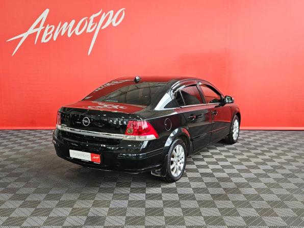 Opel Astra H Рестайлинг с пробегом 2012 года, цена 700 000 рублей, 96916 км, седан, Автокод Объявления