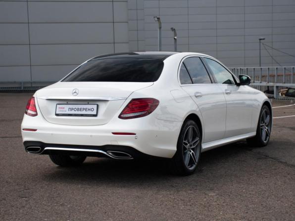 Mercedes-Benz E-Класс V (W213 S213 C238) с пробегом 2018 года, цена 3 798 000 рублей, 95099 км, седан, Автокод Объявления