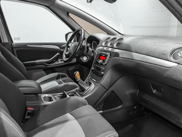 Ford S-MAX I Рестайлинг с пробегом 2013 года, цена 863 663 рубля, 268476 км, минивэн, Автокод Объявления