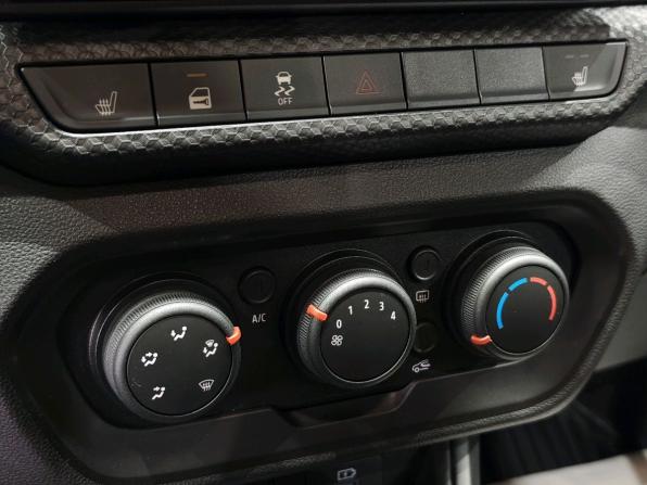 Lada (ВАЗ) Iskra с пробегом 2025 года, цена 1 270 000 рублей, 3000 км, седан, Автокод Объявления