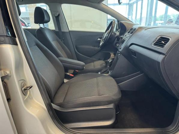 Volkswagen Polo V с пробегом 2013 года, цена 780 000 рублей, 170767 км, седан, Автокод Объявления