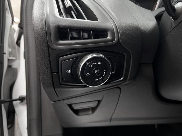 Ford Focus III с пробегом 2013 года, цена 750 000 рублей, 151061 км, хэтчбек, Автокод Объявления