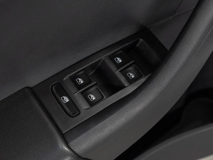 Skoda Rapid I Рестайлинг Тюмень  - изображение 12