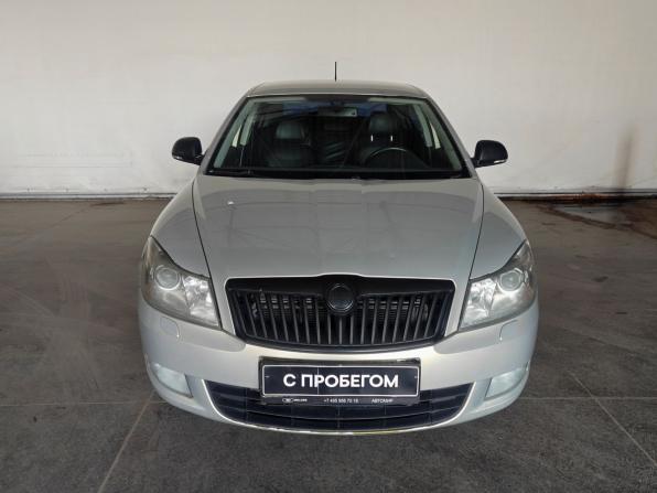 Skoda Octavia II (A5) Рестайлинг с пробегом 2012 года, цена 695 000 рублей, 317875 км, лифтбек, Автокод Объявления