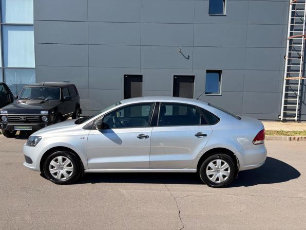 Volkswagen Polo V с пробегом 2014 года, цена 715 000 рублей, 107727 км, седан, Автокод Объявления