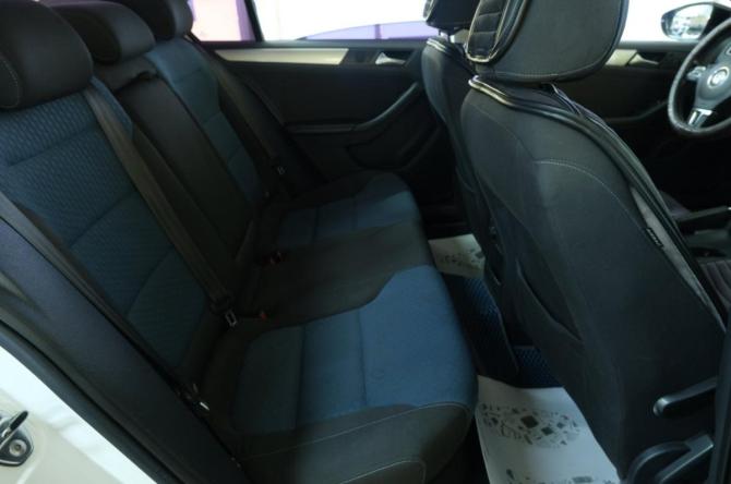 Volkswagen Jetta VI с пробегом 2013 года, цена 899 000 рублей, 260000 км, седан, Автокод Объявления