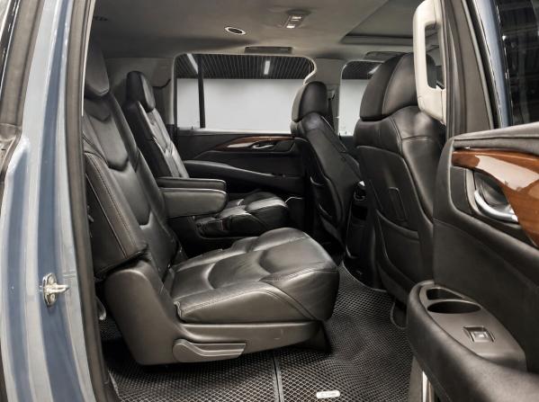 Cadillac Escalade IV с пробегом 2016 года, цена 4 160 000 рублей, 124513 км, внедорожник, Автокод Объявления