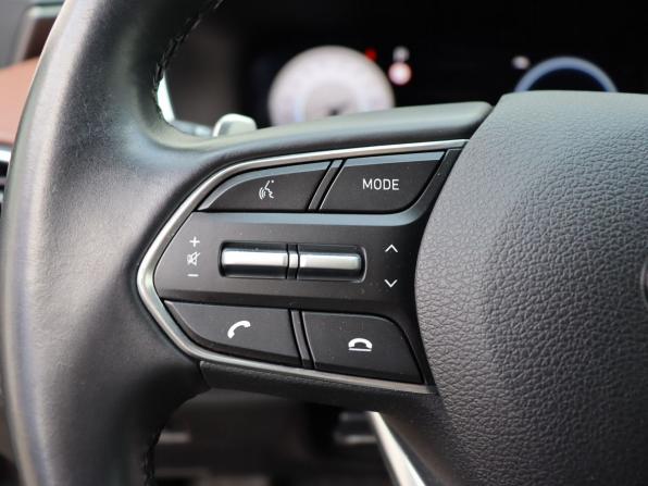 Hyundai Santa Fe IV Рестайлинг с пробегом 2021 года, цена 2 899 000 рублей, 85274 км, внедорожник, Автокод Объявления