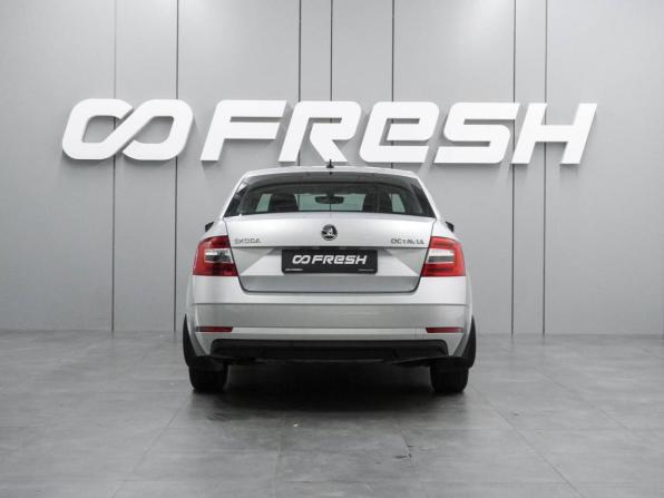 Skoda Octavia III (A7) Рестайлинг с пробегом 2019 года, цена 1 534 000 рублей, 179590 км, лифтбек, Автокод Объявления