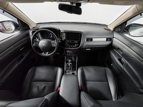 Mitsubishi Outlander III Рестайлинг 3 с пробегом 2019 года, цена 2 449 000 рублей, 81106 км, внедорожник, Автокод Объявления