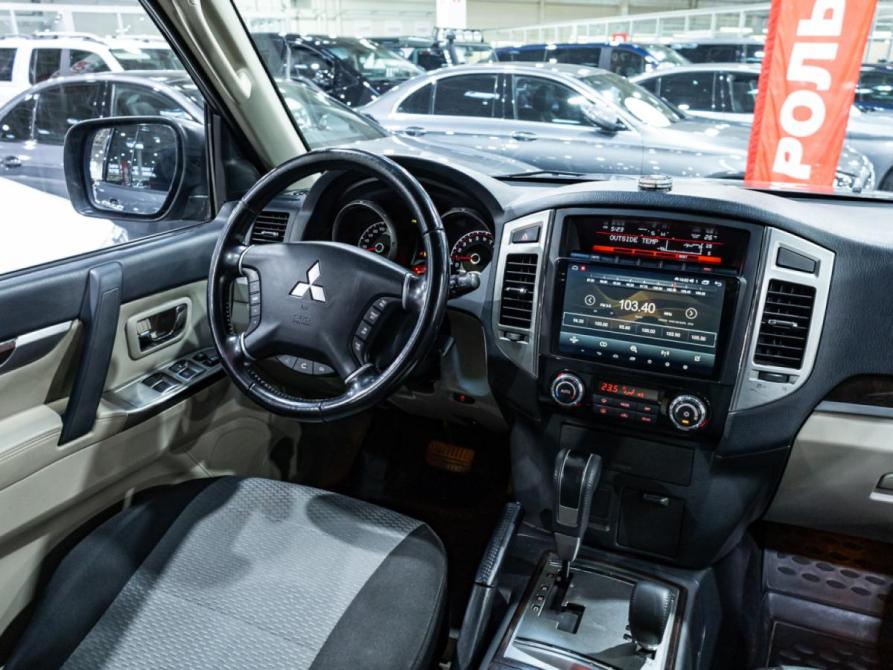 Mitsubishi Pajero IV Рестайлинг 2 Санкт-Петербург  - изображение 9