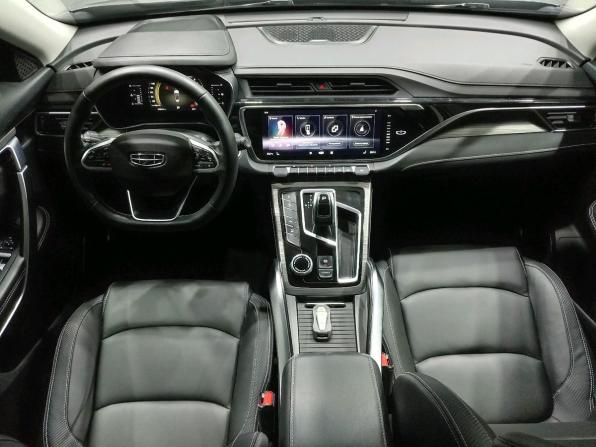Geely Atlas Pro с пробегом 2023 года, цена 1 990 000 рублей, 40324 км, внедорожник, Автокод Объявления