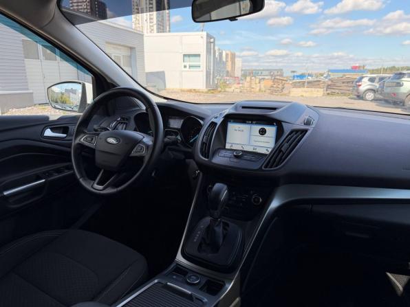 Ford Kuga II Рестайлинг с пробегом 2018 года, цена 1 725 000 рублей, 128200 км, внедорожник, Автокод Объявления