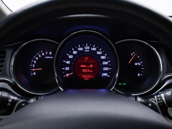 Kia Ceed II Рестайлинг с пробегом 2017 года, цена 1 560 000 рублей, 98000 км, хэтчбек, Автокод Объявления