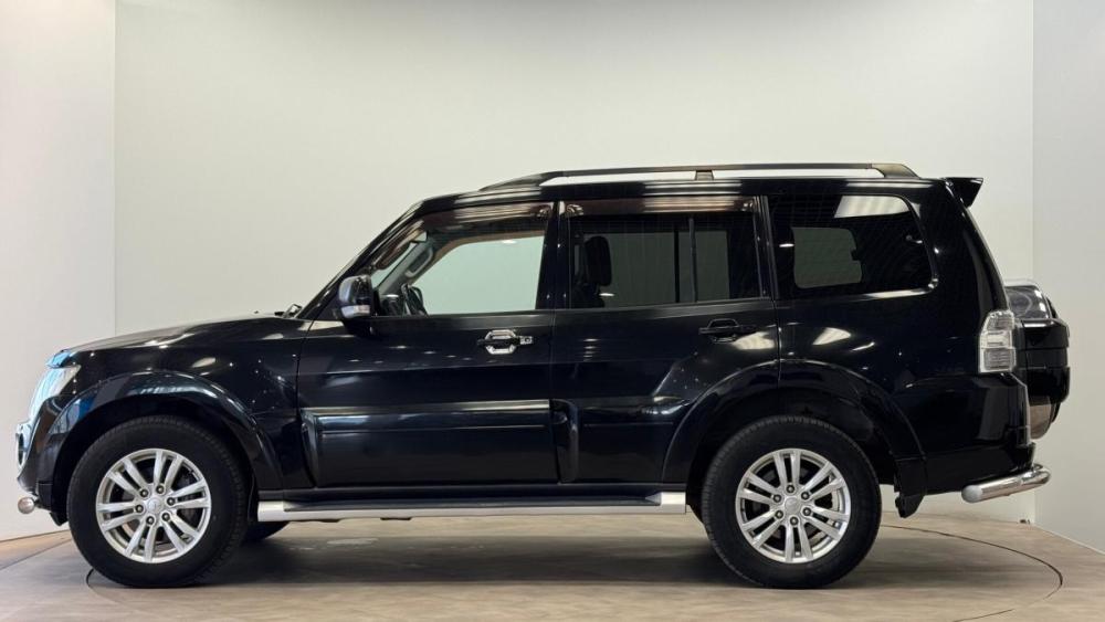 Mitsubishi Pajero IV Рестайлинг 1 Киров  - изображение 2