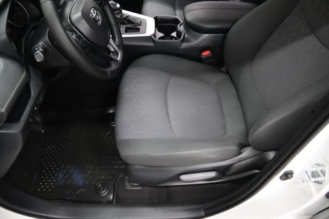 Toyota RAV4 V (XA50) с пробегом 2019 года, цена 2 795 950 рублей, 107901 км, внедорожник, Автокод Объявления