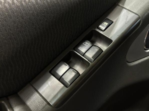 Nissan Pathfinder III Рестайлинг с пробегом 2012 года, цена 1 800 000 рублей, 170705 км, внедорожник, Автокод Объявления