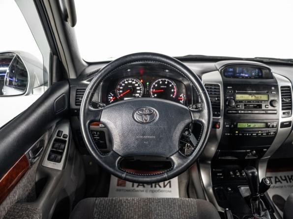 Toyota Land Cruiser Prado 120 Series Рестайлинг с пробегом 2007 года, цена 2 550 000 рублей, 321027 км, внедорожник, Автокод Объявления