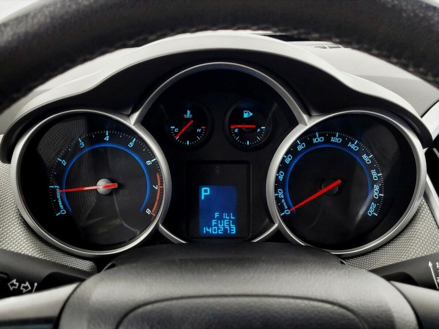 Chevrolet Cruze I Рестайлинг Москва  - изображение 6