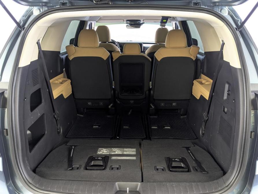 Kia Carnival IV Москва  - изображение 10