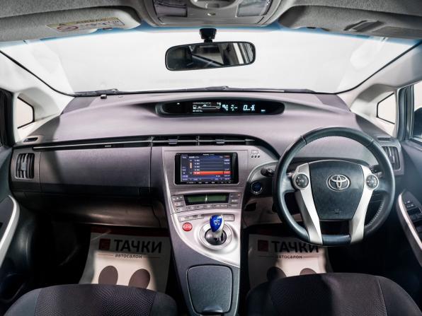 Toyota Prius III Рестайлинг (XW30) с пробегом 2014 года, цена 1 300 000 рублей, 197712 км, лифтбек, Автокод Объявления