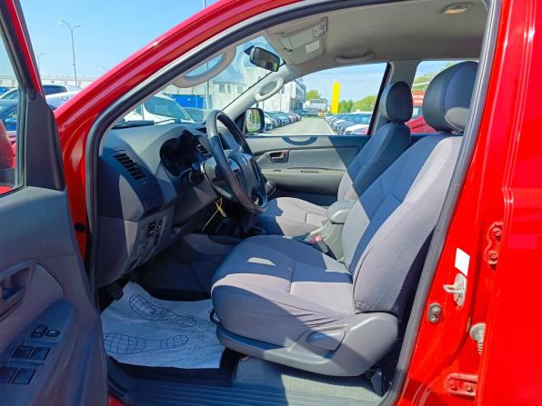 Toyota Hilux VII Рестайлинг с пробегом 2012 года, цена 1 649 000 рублей, 320951 км, пикап, Автокод Объявления