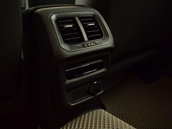 Volkswagen Tiguan II Рестайлинг с пробегом 2022 года, цена 2 131 999 рублей, 214604 км, внедорожник, Автокод Объявления