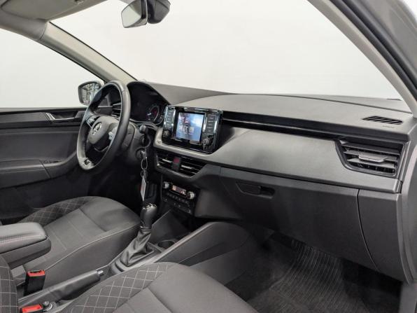 Skoda Rapid II с пробегом 2022 года, цена 1 775 000 рублей, 45272 км, лифтбек, Автокод Объявления