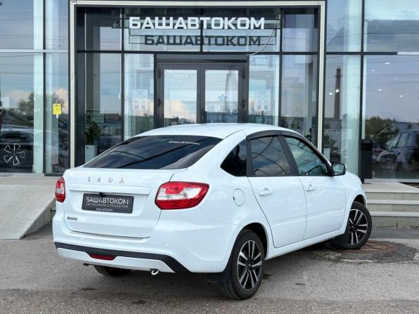 Lada (ВАЗ) Granta I Рестайлинг с пробегом 2023 года, цена 799 000 рублей, 52824 км, лифтбек, Автокод Объявления