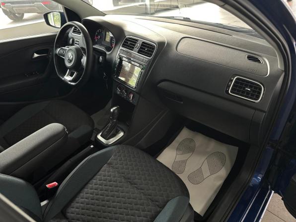 Volkswagen Polo V Рестайлинг с пробегом 2020 года, цена 1 550 000 рублей, 31189 км, седан, Автокод Объявления