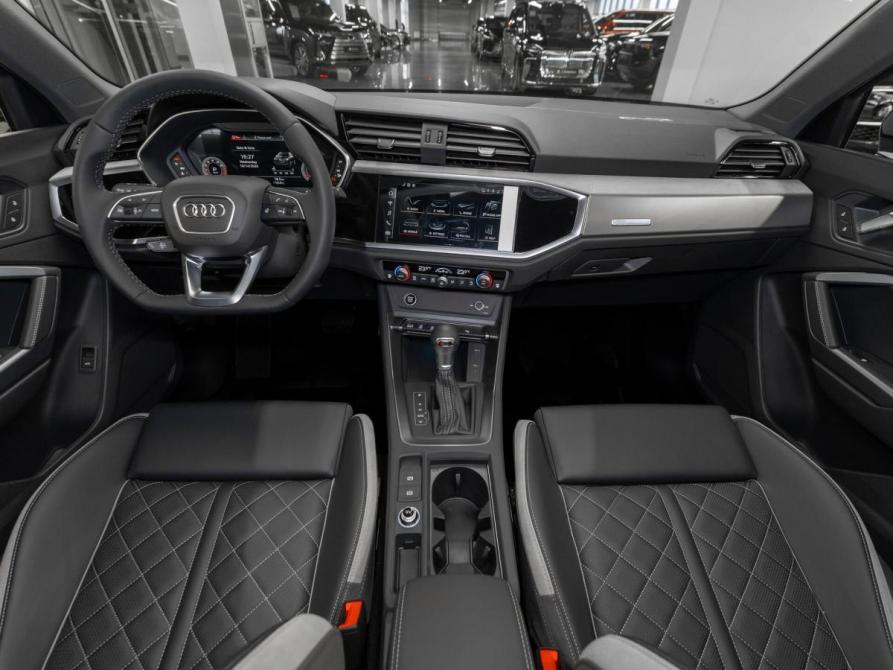 Audi Q3 II (F3) Москва  - изображение 8