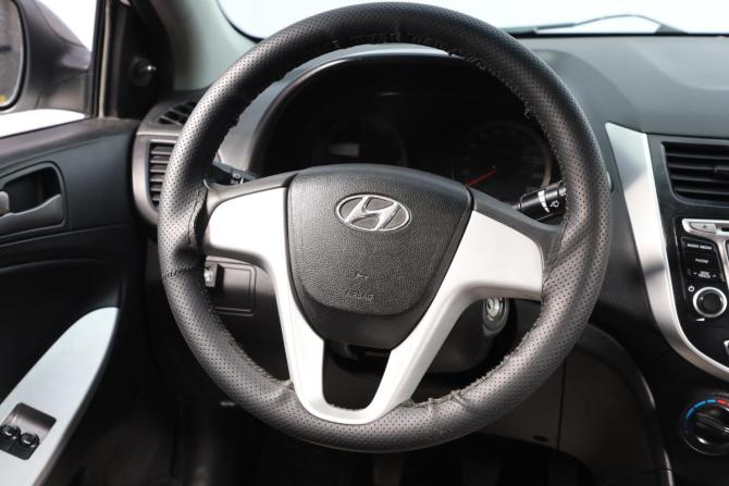 Hyundai Solaris I Рестайлинг с пробегом 2016 года, цена 799 000 рублей, 150032 км, седан, Автокод Объявления