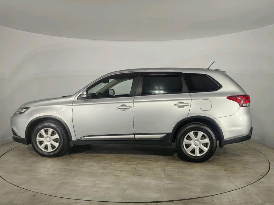 Mitsubishi Outlander III Рестайлинг 2 Санкт-Петербург  - изображение 8