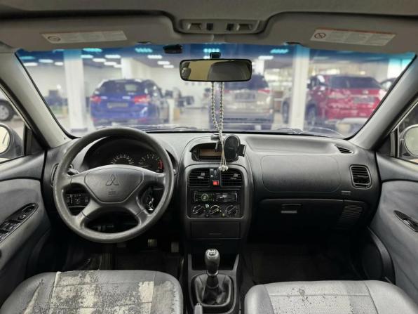 Mitsubishi Carisma I Рестайлинг с пробегом 2003 года, цена 329 000 рублей, 284101 км, седан, Автокод Объявления