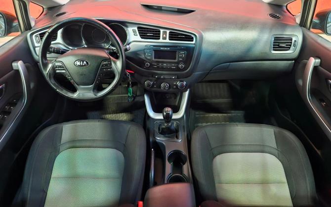 Kia Ceed II с пробегом 2015 года, цена 915 000 рублей, 196982 км, хэтчбек, Автокод Объявления