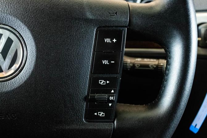 Volkswagen Touareg I Рестайлинг с пробегом 2008 года, цена 1 208 000 рублей, 280341 км, внедорожник, Автокод Объявления