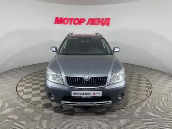 Skoda Octavia II (A5) Рестайлинг с пробегом 2013 года, цена 1 120 000 рублей, 211111 км, универсал, Автокод Объявления