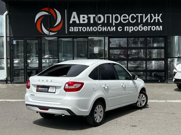 Lada (ВАЗ) Granta I Рестайлинг с пробегом 2023 года, цена 835 000 рублей, 40608 км, лифтбек, Автокод Объявления