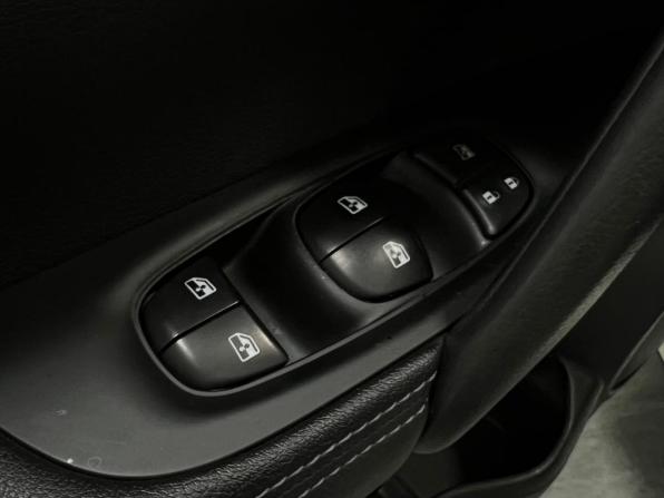 Nissan Qashqai II Рестайлинг с пробегом 2018 года, цена 1 499 000 рублей, 148520 км, внедорожник, Автокод Объявления